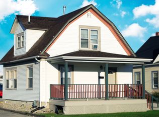 607 S 1st St, Champaign, IL 61820