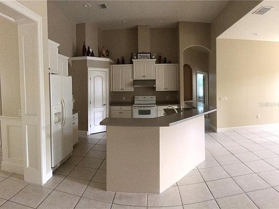 5th image of 6474 Hickory View Dr