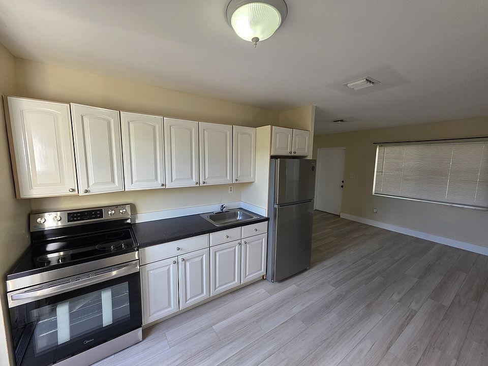 1st image of 730 NW 5th St APT 1