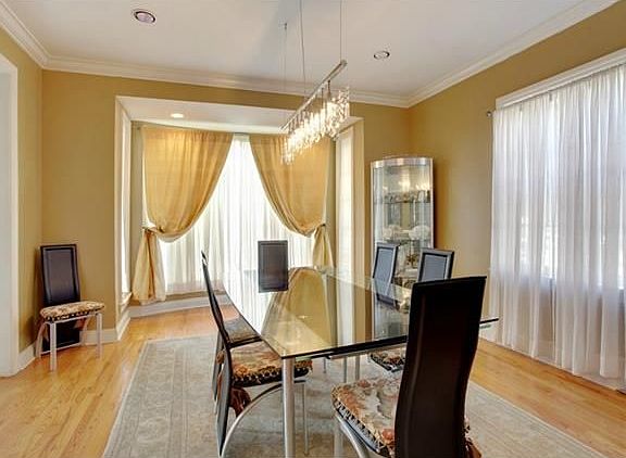 5th image of 4231 Vendome Pl