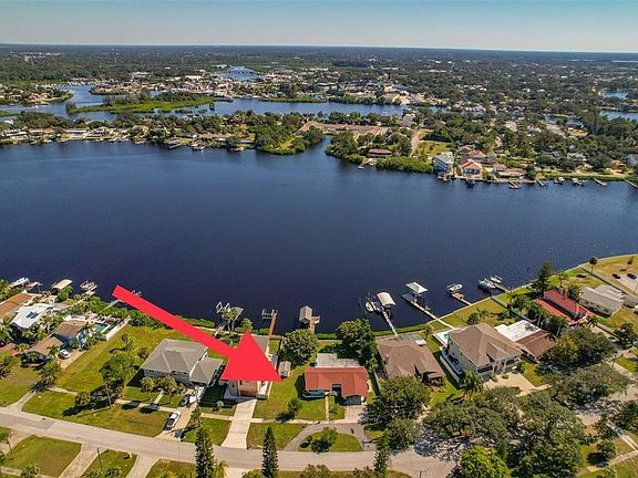 5th image of 640 Bayshore Dr