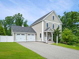 1 Locke Hill Ln, Amesbury, MA 01913