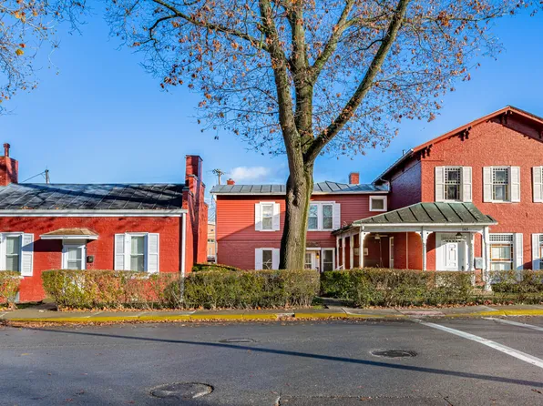 143 S Walnut St #139, Yellow Springs, OH 45387