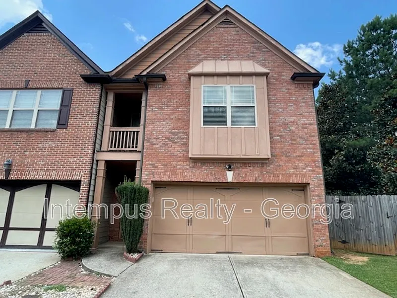 1180 Pepper Ln