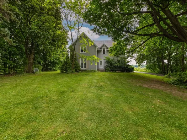 7384 County Line Rd, Ontario, NY 14519