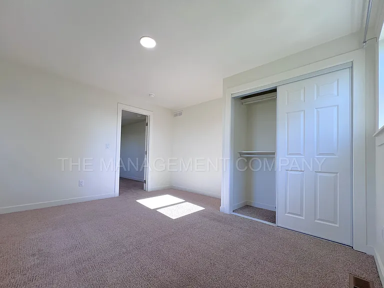 3536 N 2300 E — Photo 17