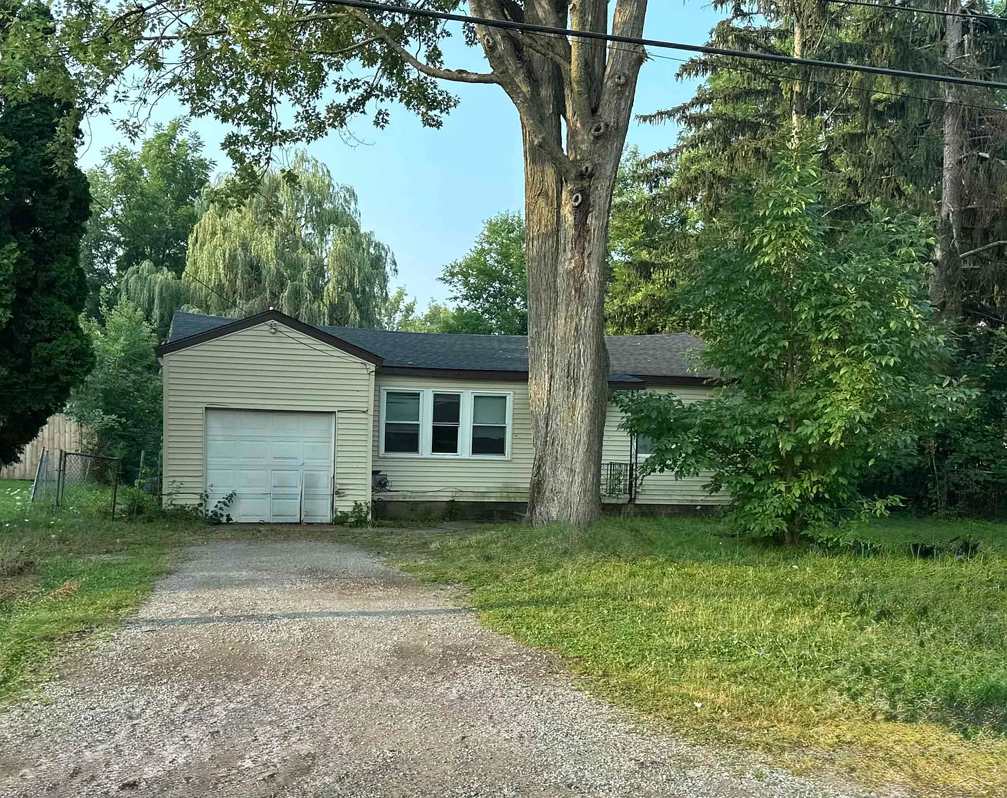 2516 Kansas Ave photo 1
