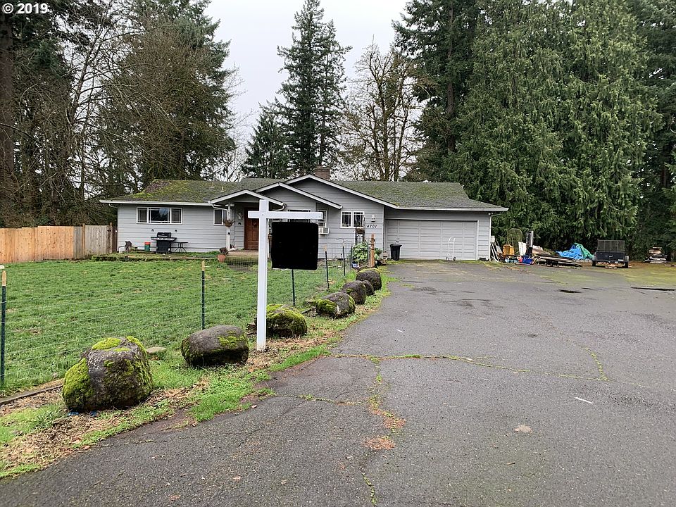 1st image of 4701 NE 104th St