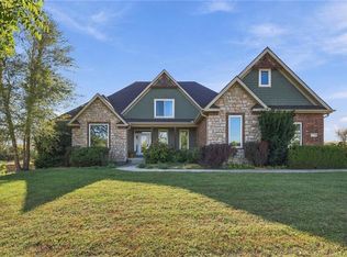 22205 143rd Pkwy, Basehor, KS 66007