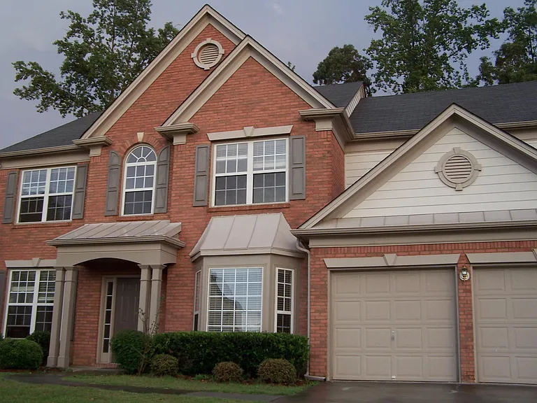 284 Wedmore Ct — Photo 2