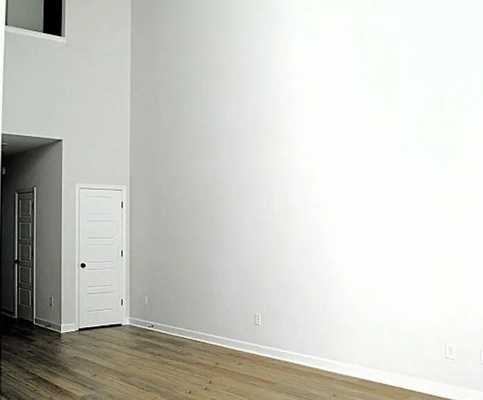 408 Ireland Way — Photo 6