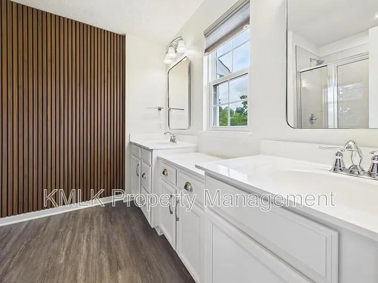 4037 N Steels Cir — Photo 45