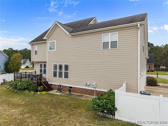 3rd image of 335 Lancelot Ct