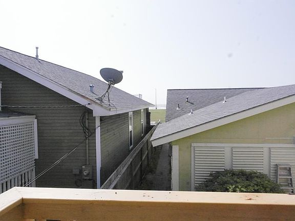 3rd image of 1112 Avenue M 1/2 Rear 1