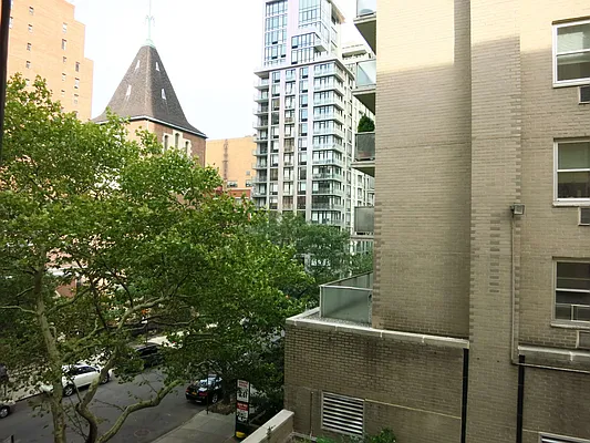 Rented by City & Suburban | media 2