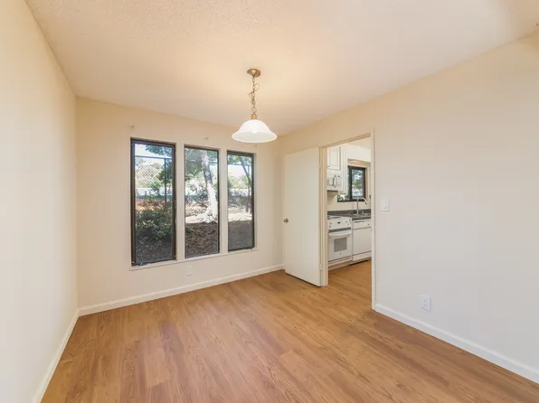 Camelback North Apartments CNM