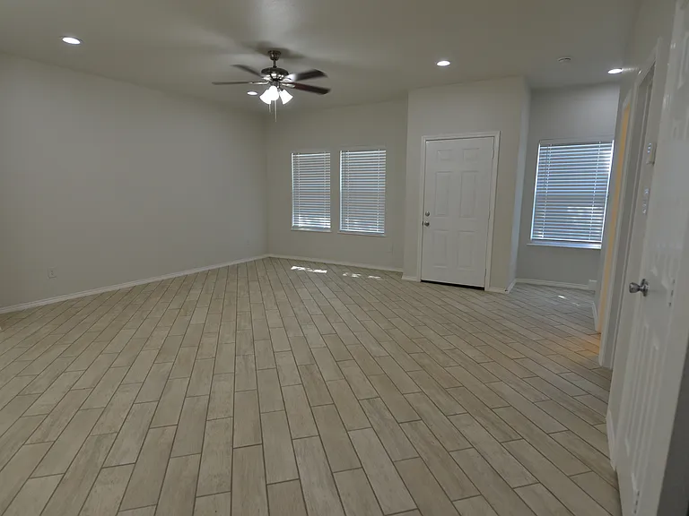 2337 Murphy Ct — Photo 25