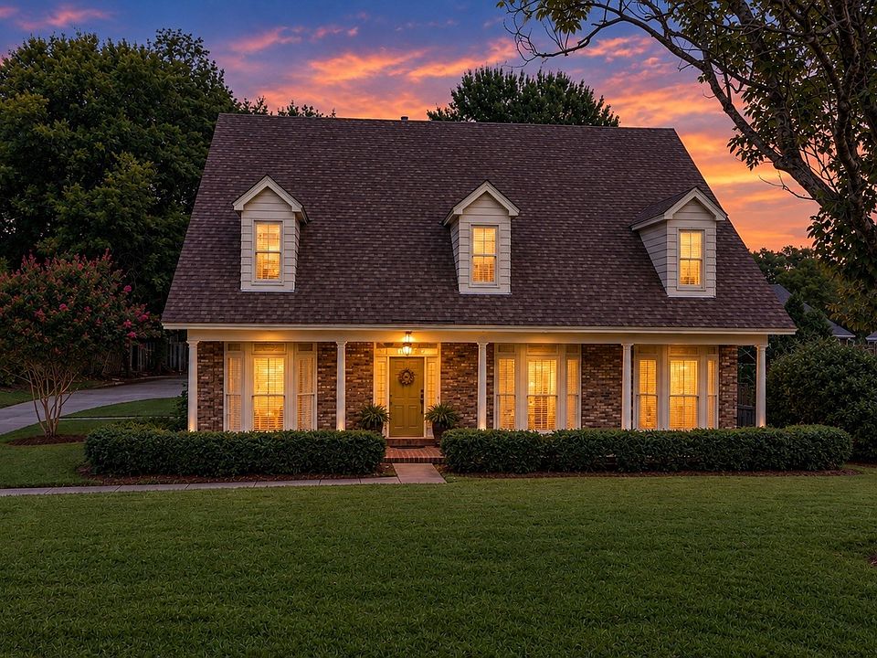1st image of 8611 Pebble Creek Ct