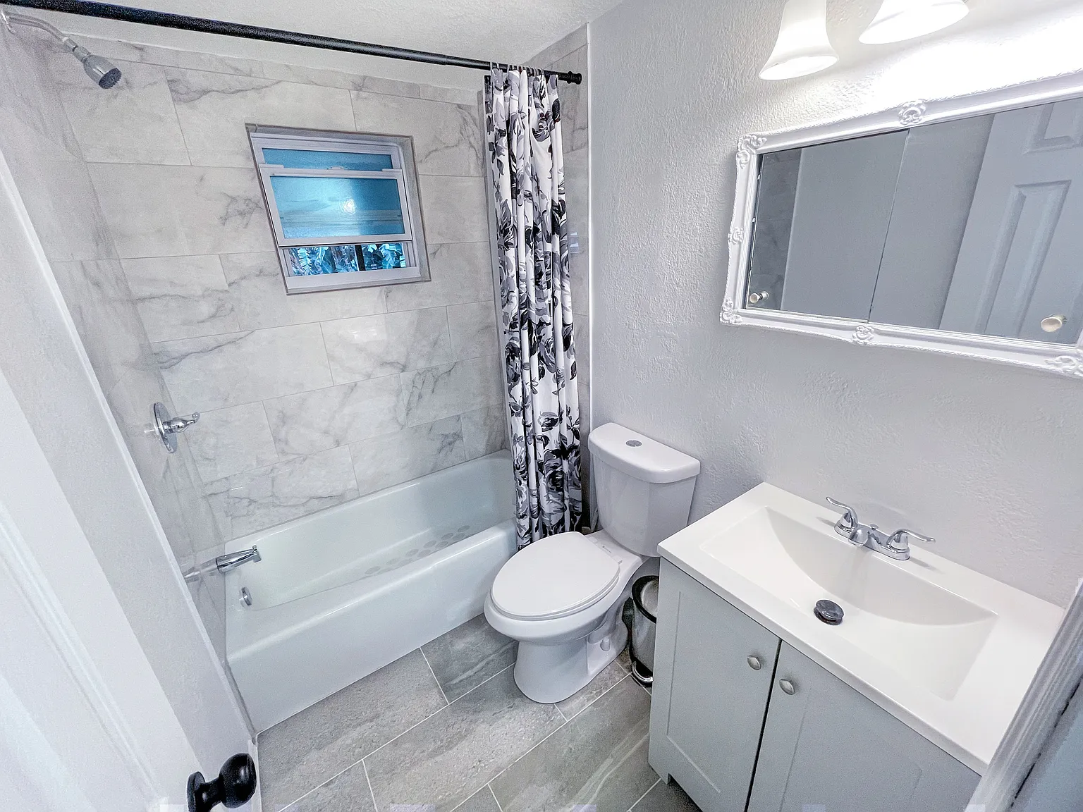 3 bed, 1572 sqft, $2,500 — Photo 1