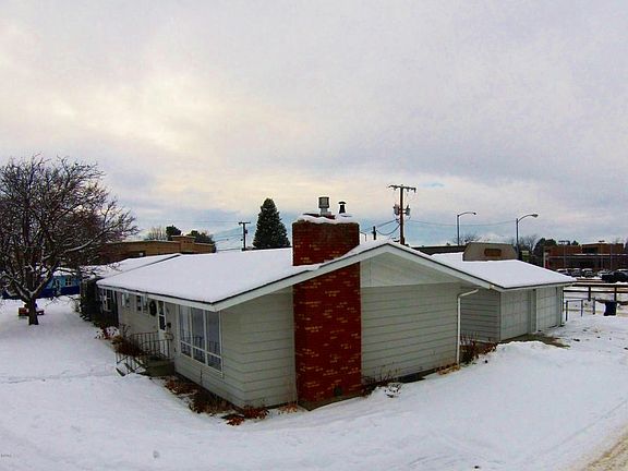 2nd image of 2615 Bel Vue Dr