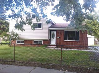 2333 Pineridge Ct, Ypsilanti, MI