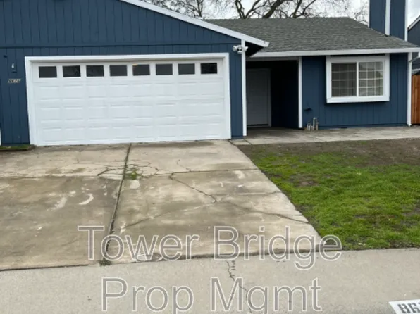 8676 Tiogawoods Dr, Sacramento, CA 95828