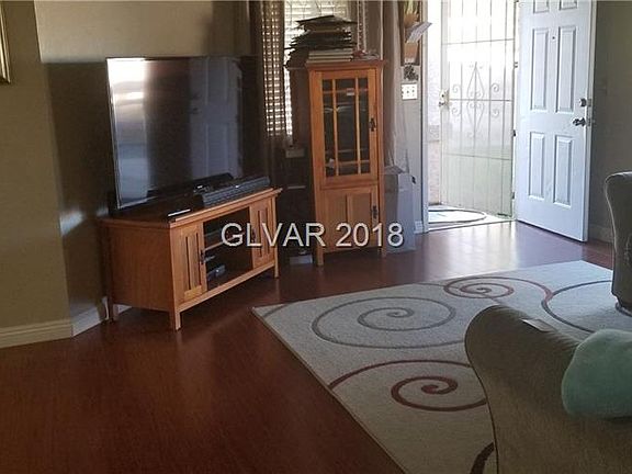 5th image of 2437 Shady Hill Ave