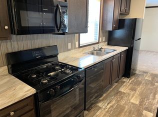 260 Birch Ct, Belleville, MI 48111