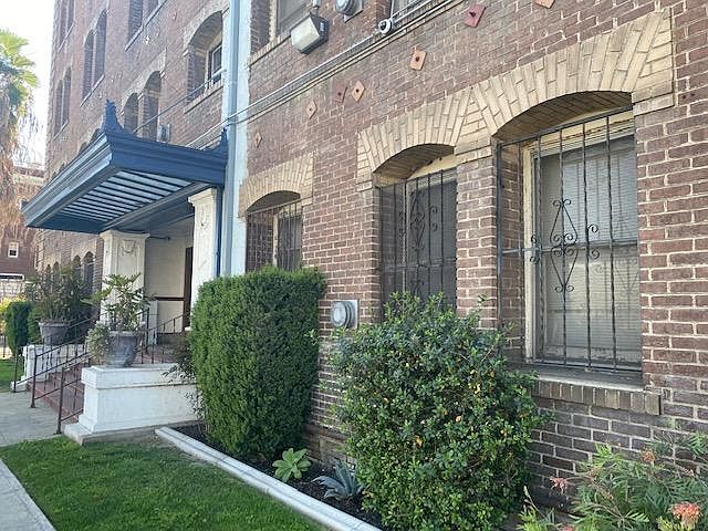 1st image of 4125 S Figueroa St APT 116