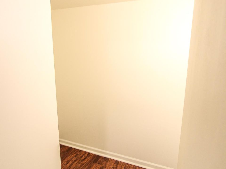 1st image of 6217 S Woodlawn Ave #Garden