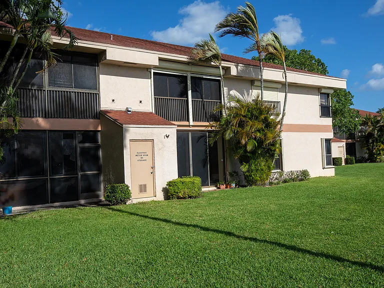 2738 Carambola Cir S #1913 — Photo 30