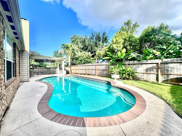 2123 Hollow Reef Cir, League City, TX 77573