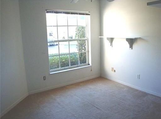 5th image of 4164 Chesterfield Cir