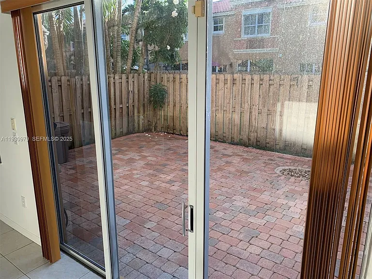 3150 SW 152nd Pl #3150 — Photo 6