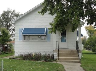 160 S Broadway St, Coal City, IL 60416