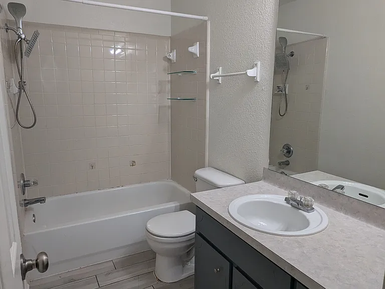 4508 Jeff Scott Dr #C — Photo 11