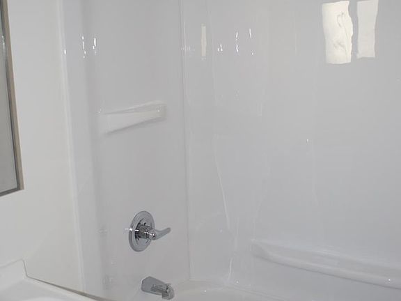 4th image of 171 W Harrison Ave