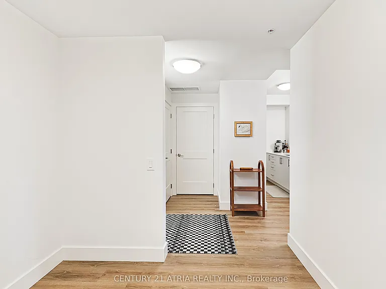 4 Kimberly Ln #124 — Photo 9