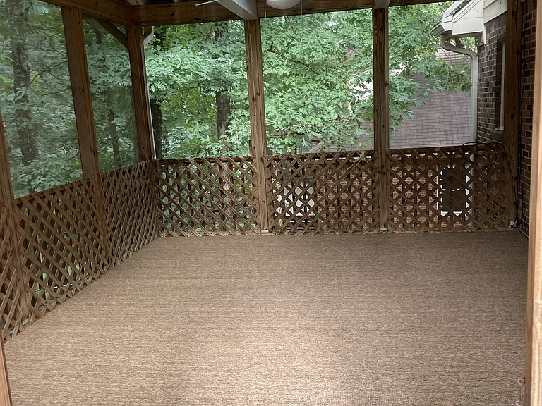 2858 Livsey Dr — Photo 31