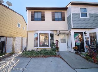 52 Sandalwood Dr, Staten Island, NY 10308