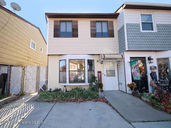 52 Sandalwood Dr, Staten Island, NY 10308