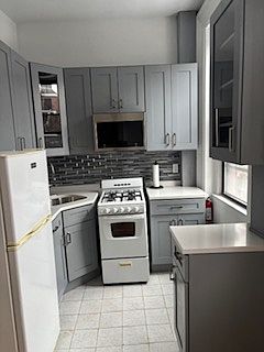 3rd image of 45 Woodhull St APT 2