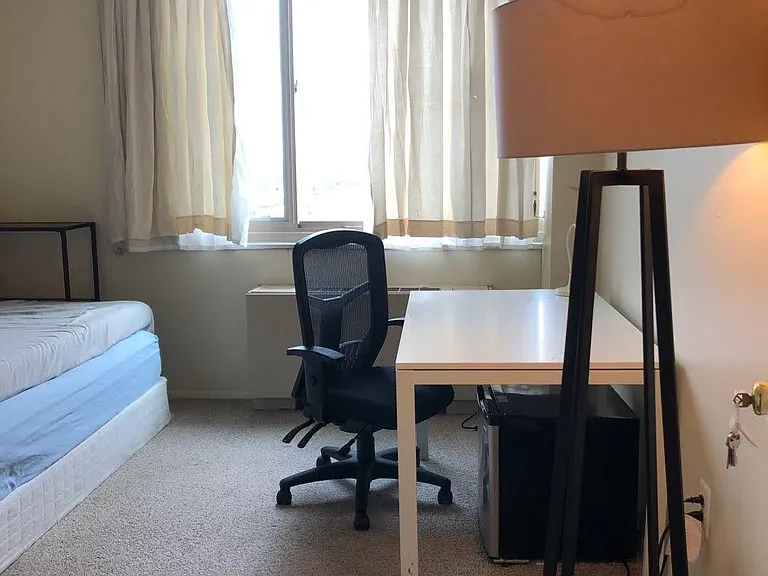 1 E University Pkwy #1003 — Photo 14