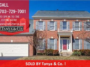 42982 Farmingdale Dr, Ashburn, VA