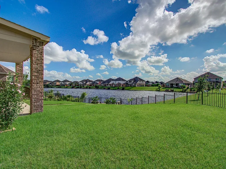 2202 Anzio Ct — Photo 42