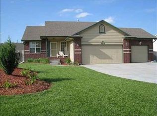 400 E Berry Ave, Rose Hill, KS 67133