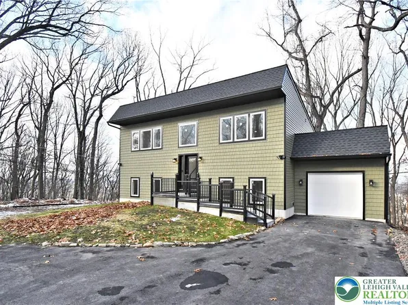 501 Skyline Dr, Allentown, PA 18103