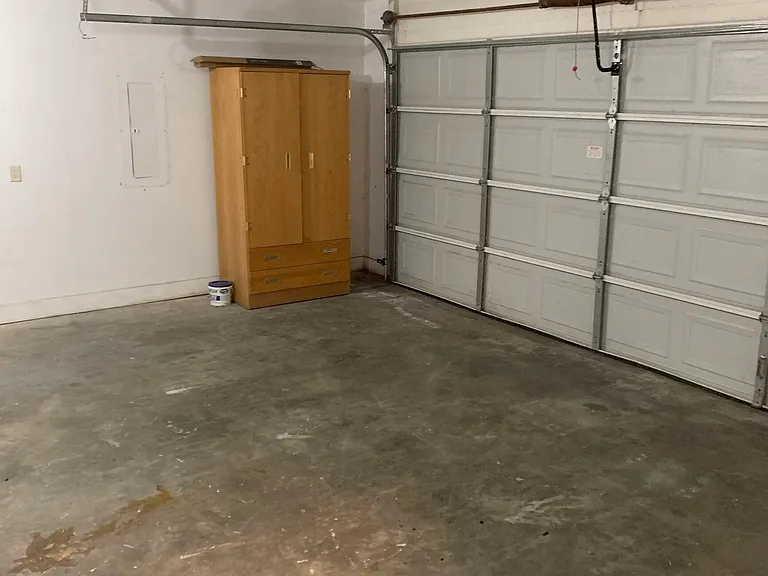 105 Cherry Tree Ct — Photo 8