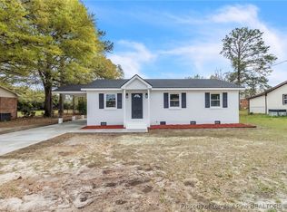 3253 Legion Rd, Hope Mills, NC 28348