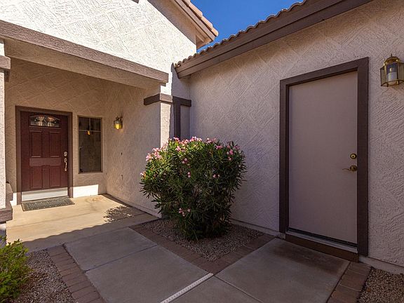 4th image of 20924 E Saddle Way